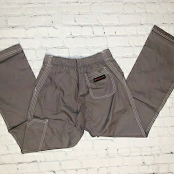 2pc Scrub set - Picture 5 of 6